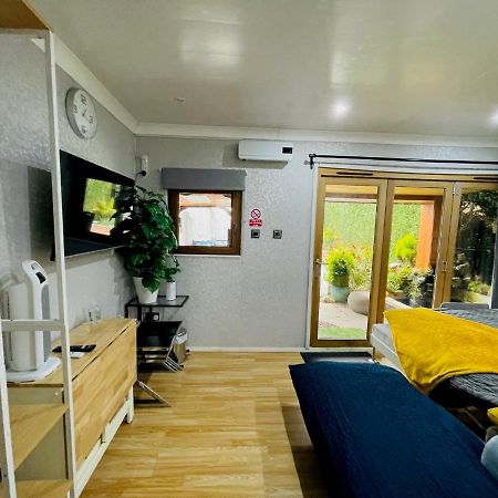 Tropical Style House Near Newcastle City Centre Экстерьер фото