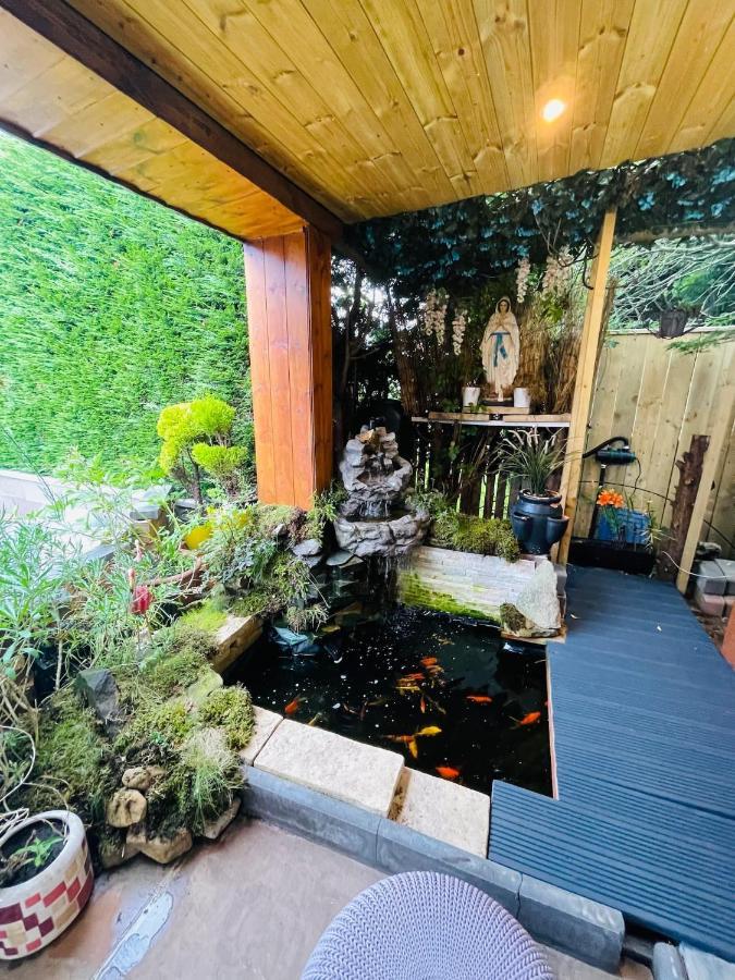 Tropical Style House Near Newcastle City Centre Экстерьер фото