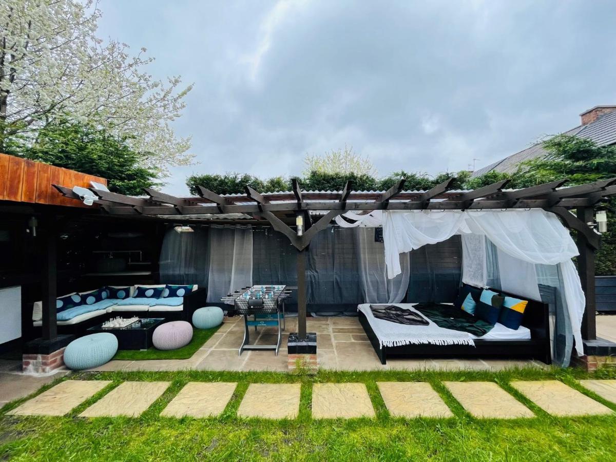 Tropical Style House Near Newcastle City Centre Экстерьер фото